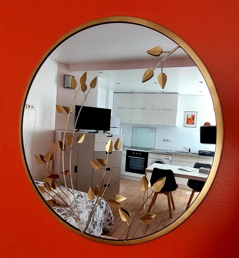 Les Belles Terrasses Dieppe ,3 Appartements , Le Vegetal De 1 A 8 Personnes , Le Tropical De 1 A 6 Personnes , Le Floral Avec Terrasse De 1 A 3 Personnes , Quartier Calme Au Stationnement Gratuit A Cote De L'Avenue Verte Eksteriør billede
